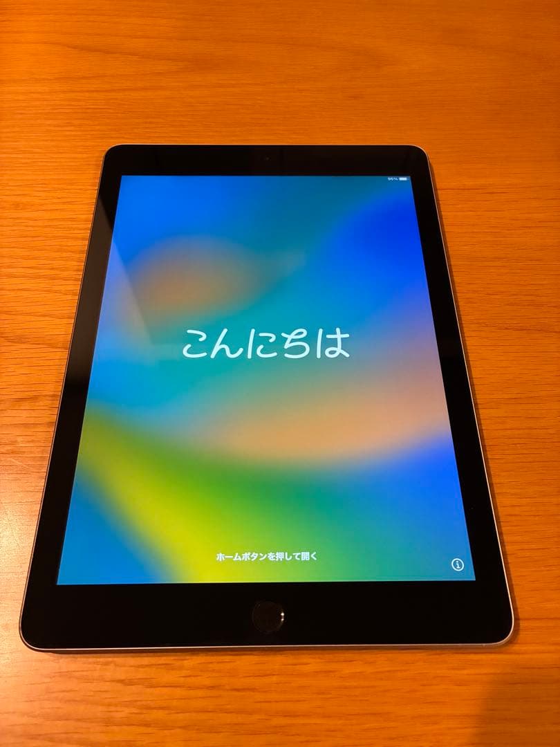 Apple iPad 第5世代 32GB スペースグレイ