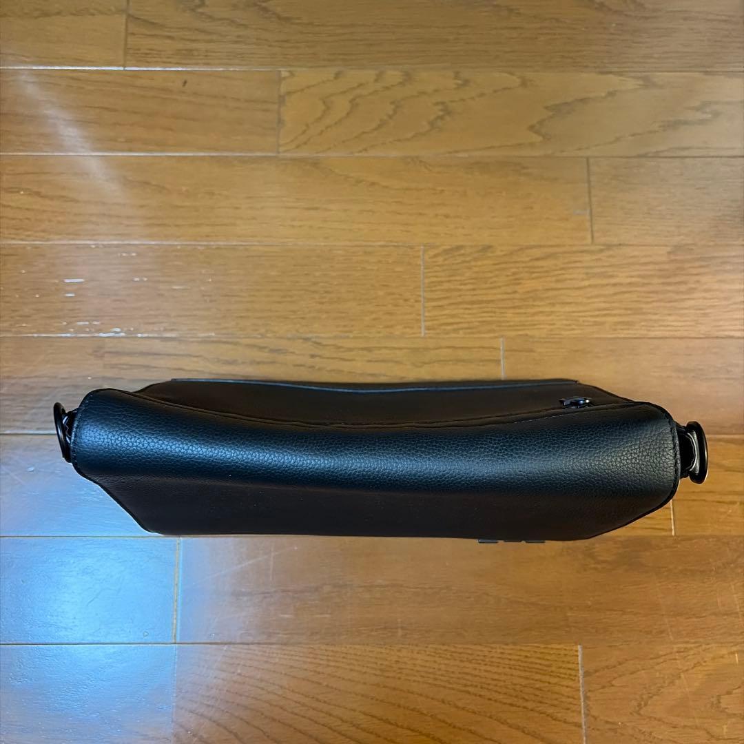 Louis Vuitton テイクオフメッセンジャーバッグ