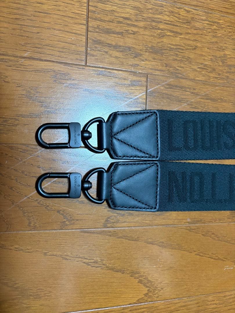 Louis Vuitton テイクオフメッセンジャーバッグ