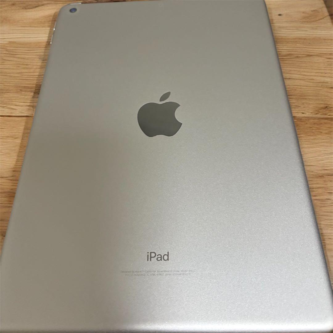 Apple iPad 第五世代本体 32GB wifiモデル