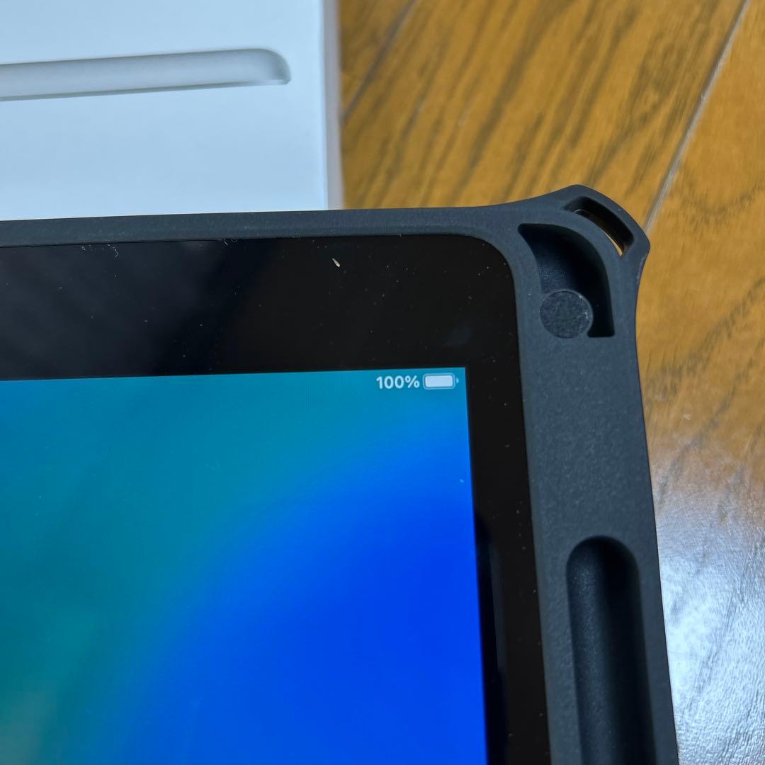 美品！Apple iPad 第9世代 64GB Wi-Fiモデル 10.2