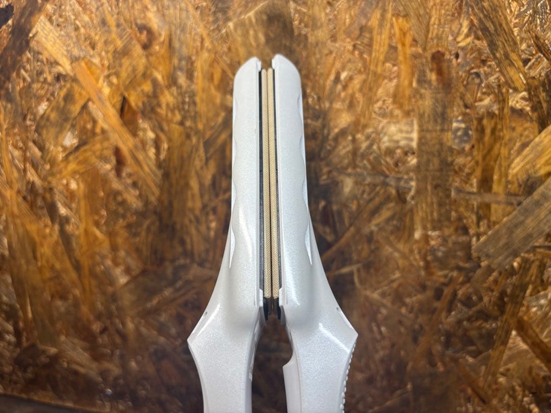 KINUJO　絹女　ストレートヘアアイロン　LM225