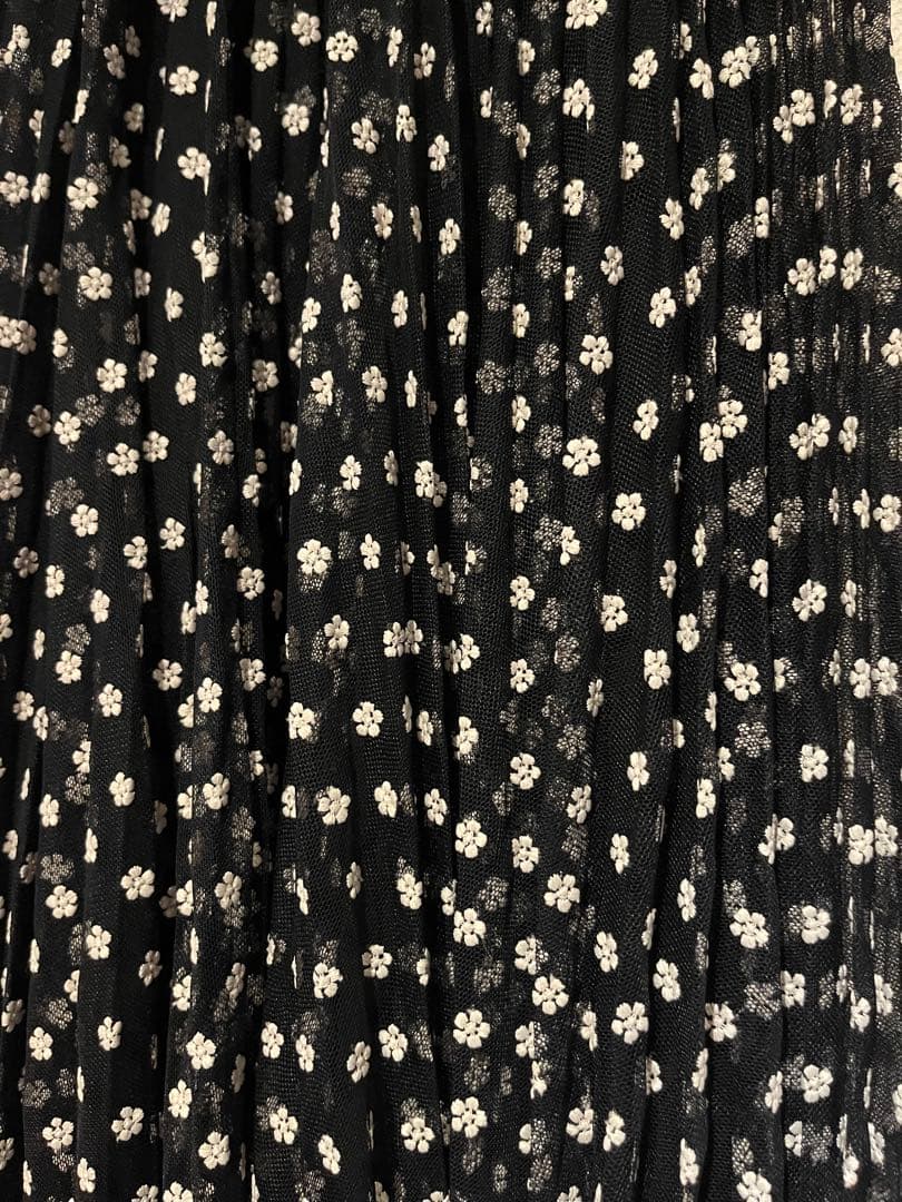 レッドバレンティノ 未使用 フラワーチュールスカート 38 滝沢眞紀子さん着