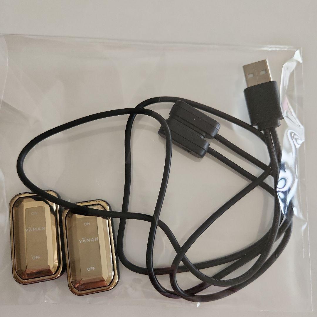 ヤーマンデザインリフトモア　本体・ストレッチフィットシート目もと×5・口もと×5