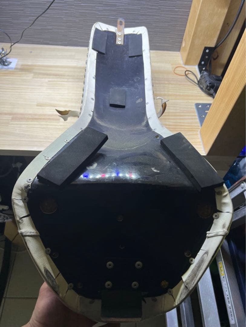 シャドウ400、750 シート　キングアンドクイーンワンオフシート　3段シート