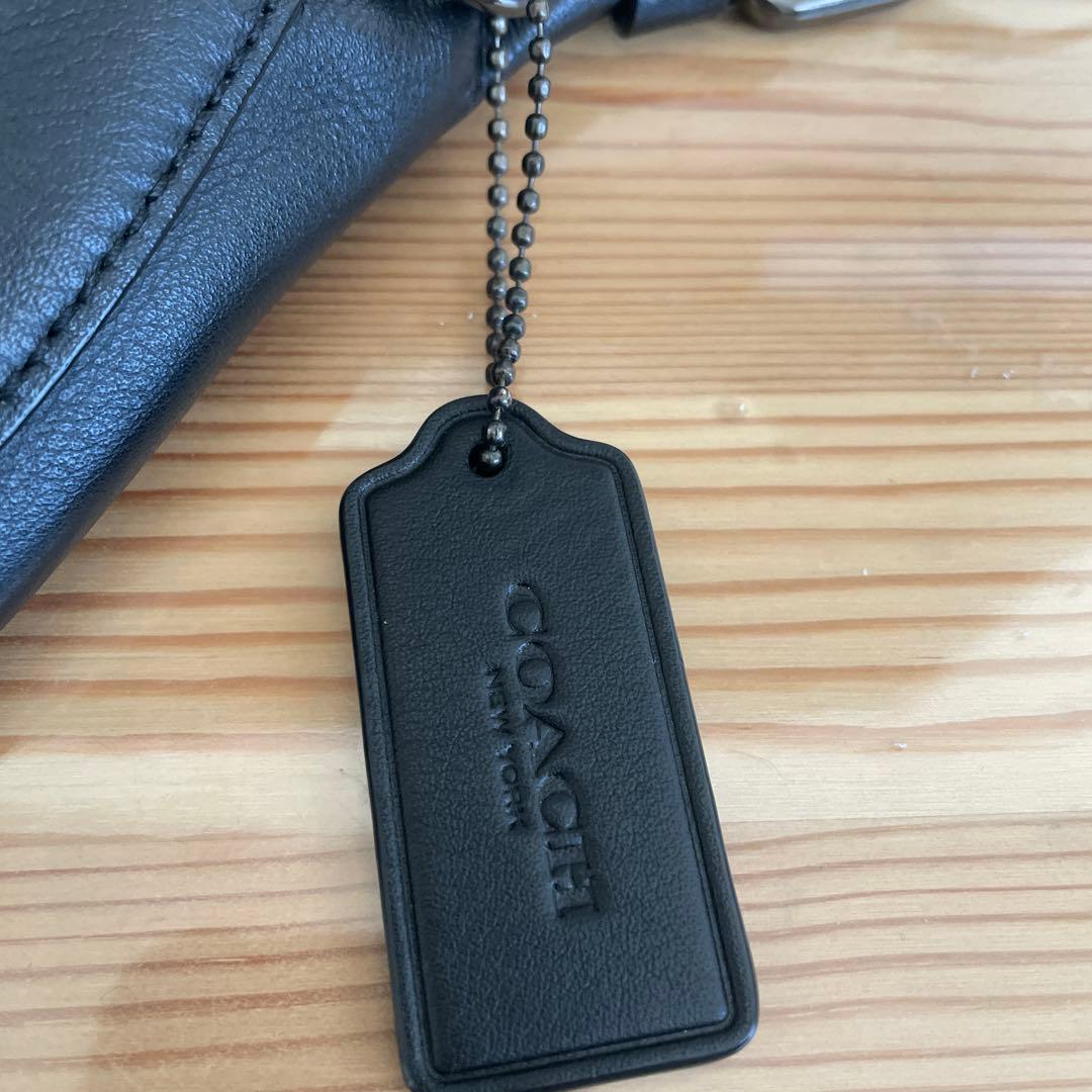 【超美品】COACH ボディバッグ ブラック