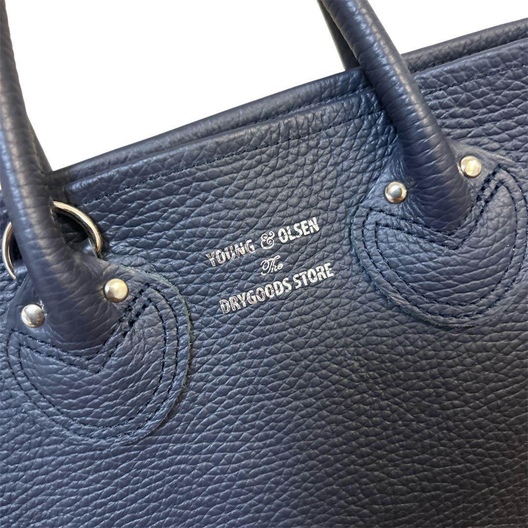 【希少！】ヤングアンドオルセン　レザー　伊勢丹限定　シルバーロゴ　ネイビー