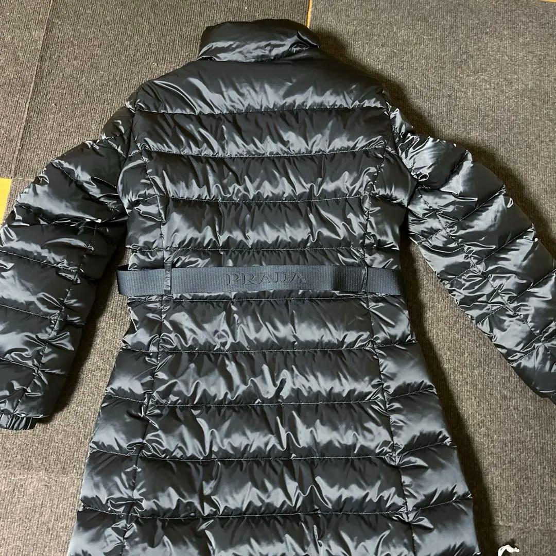 PRADA ダウンコート　ダークグレー　安心査定済み
