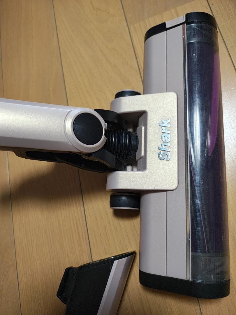 シャーク★コードレスクリーナー★CS601JPK★バッテリー新品と同等★4