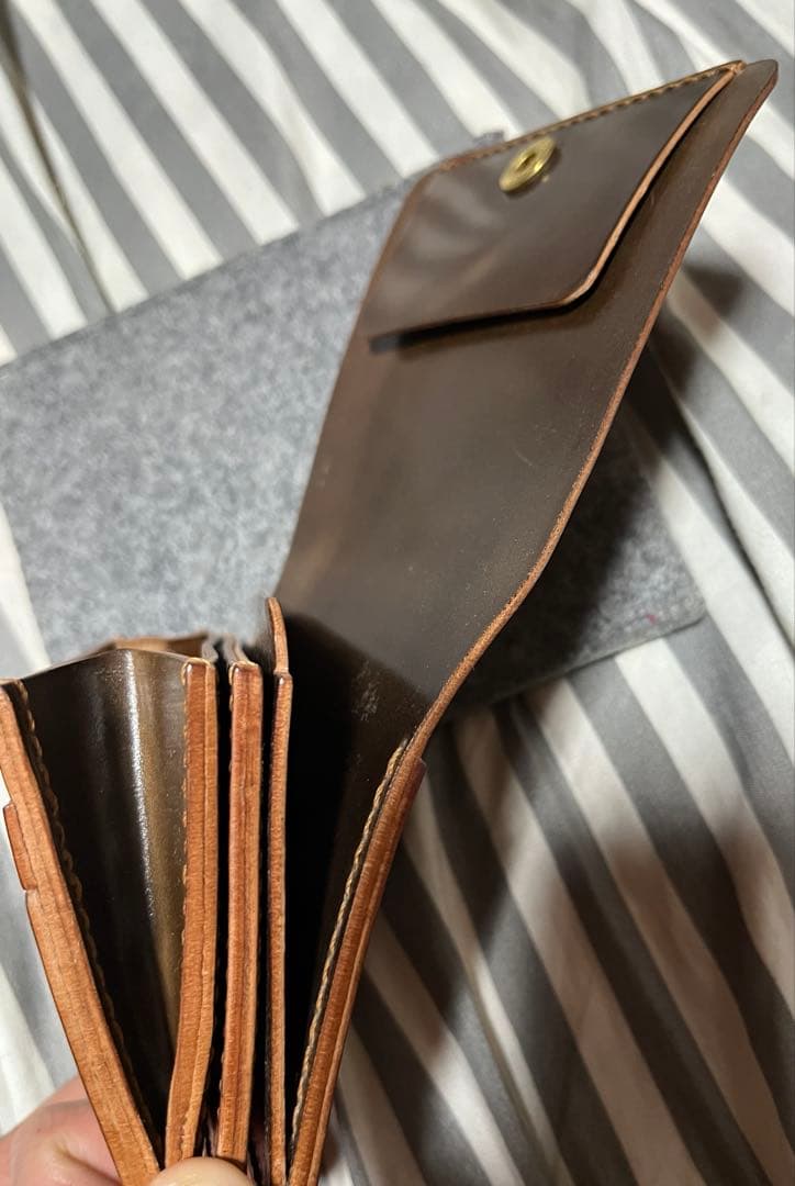 ぎ*ん様 ミニウォレットホーウィン社製シェルコードバンマーブルダークコニャック