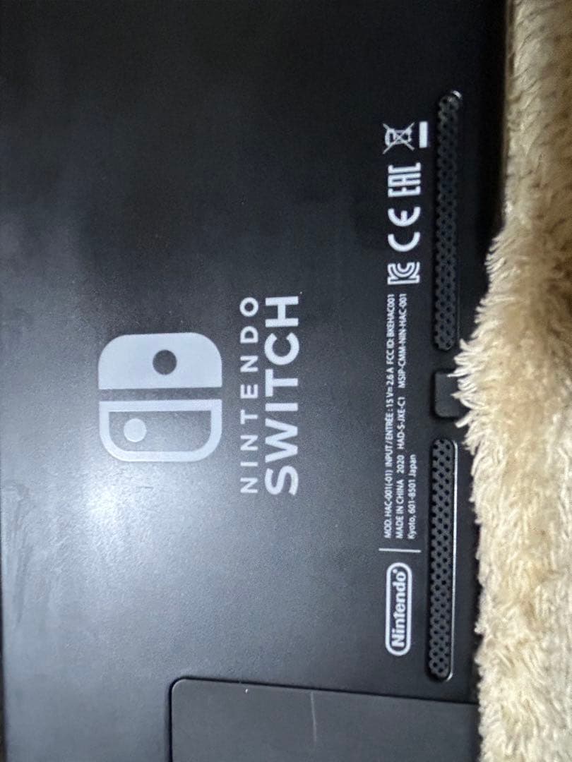 d*2様 Nintendo Switch バッテリー強化版　2020年