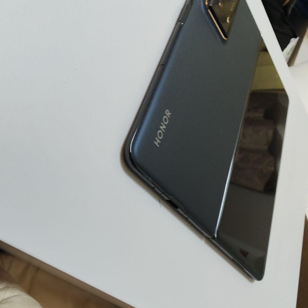 HONOR Magic V2 折りたたみ式スマートフォン