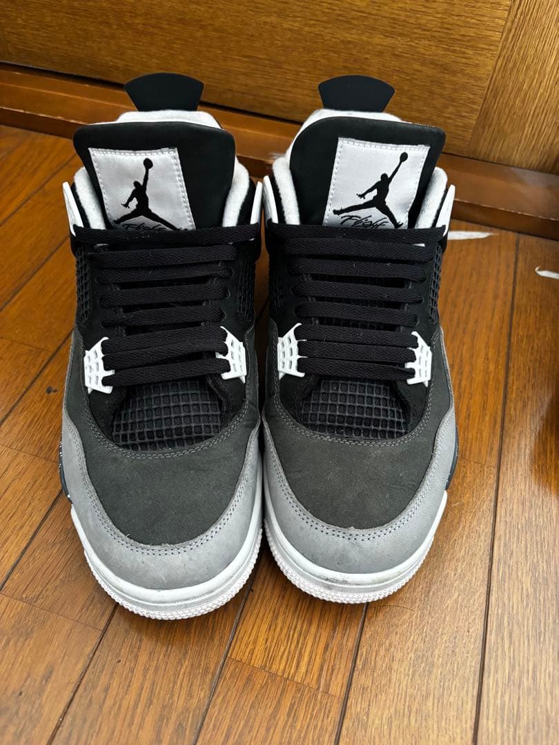 靴 Nike Air Jordan 4 Retro \