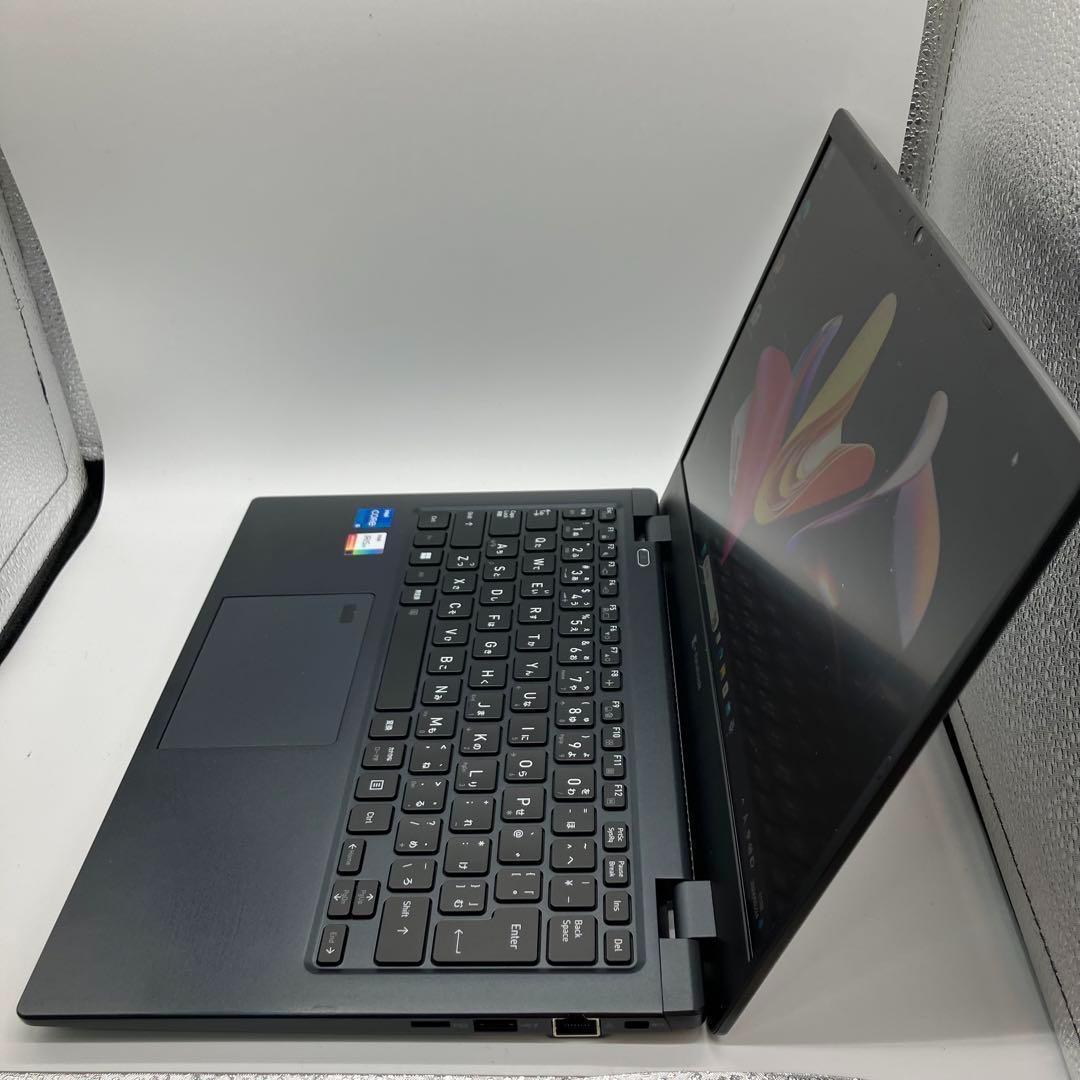 美品 超軽量 Dynabook 11世代 i5 メモリ24GB 新品1TB2台