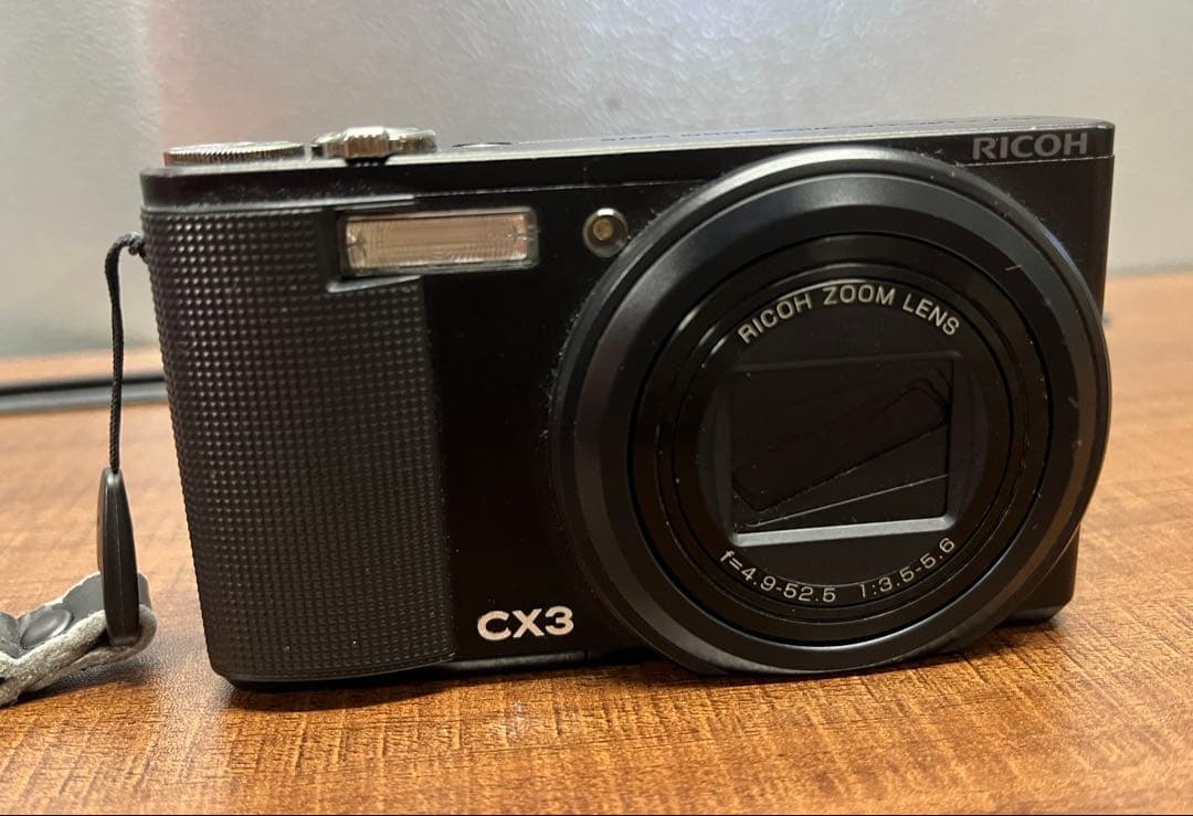 デジタルカメラ RICOH CX3