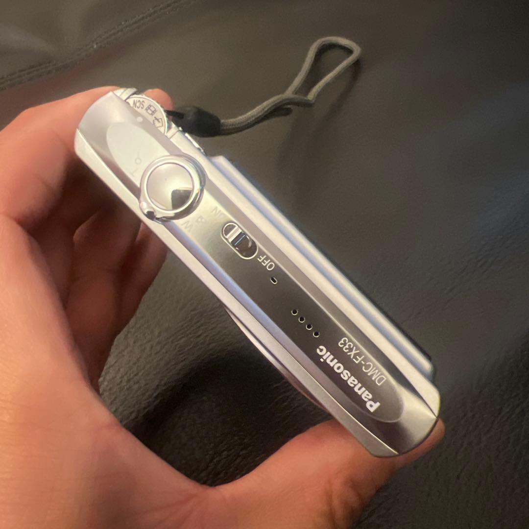 パナソニック Panasonic LUMIX DMC-FX33 バッテリー付属