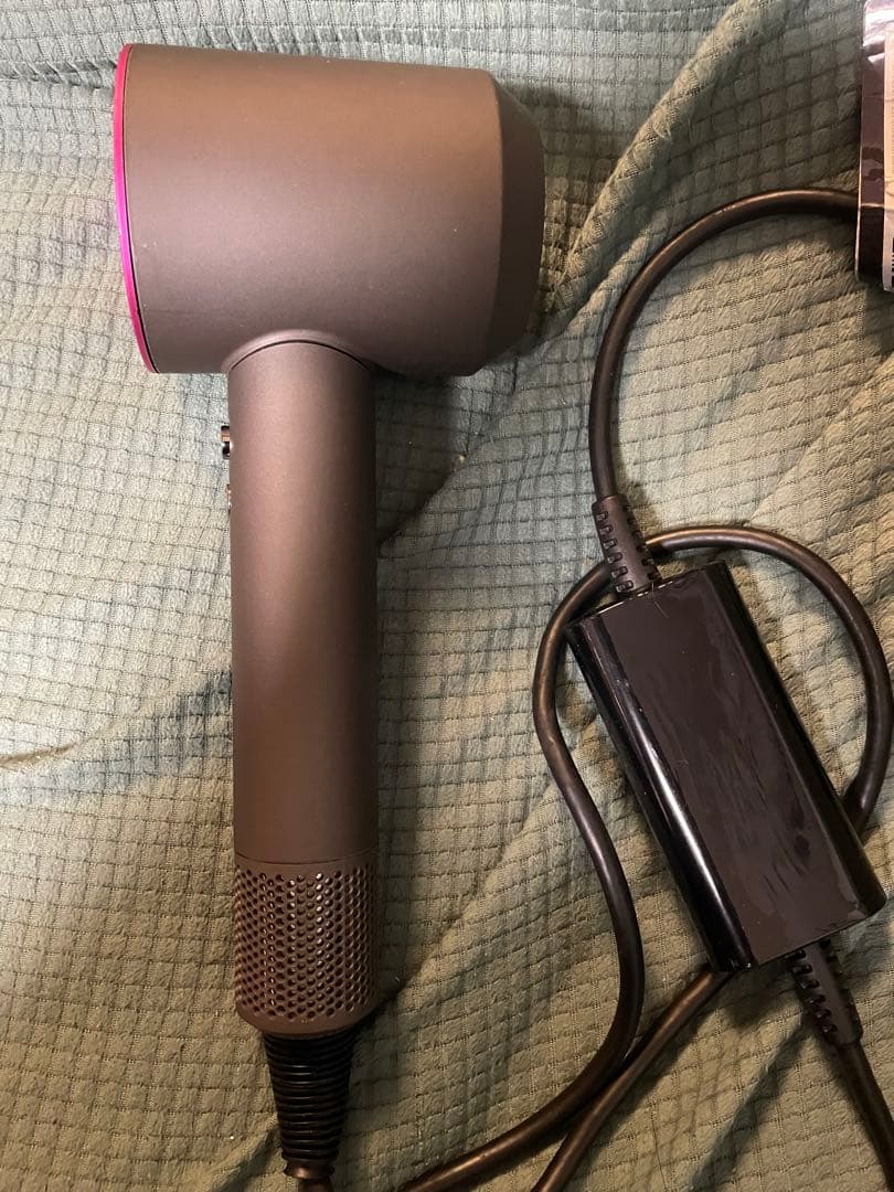 ダイソン　ドライヤー　HD08 メンテナンス済み