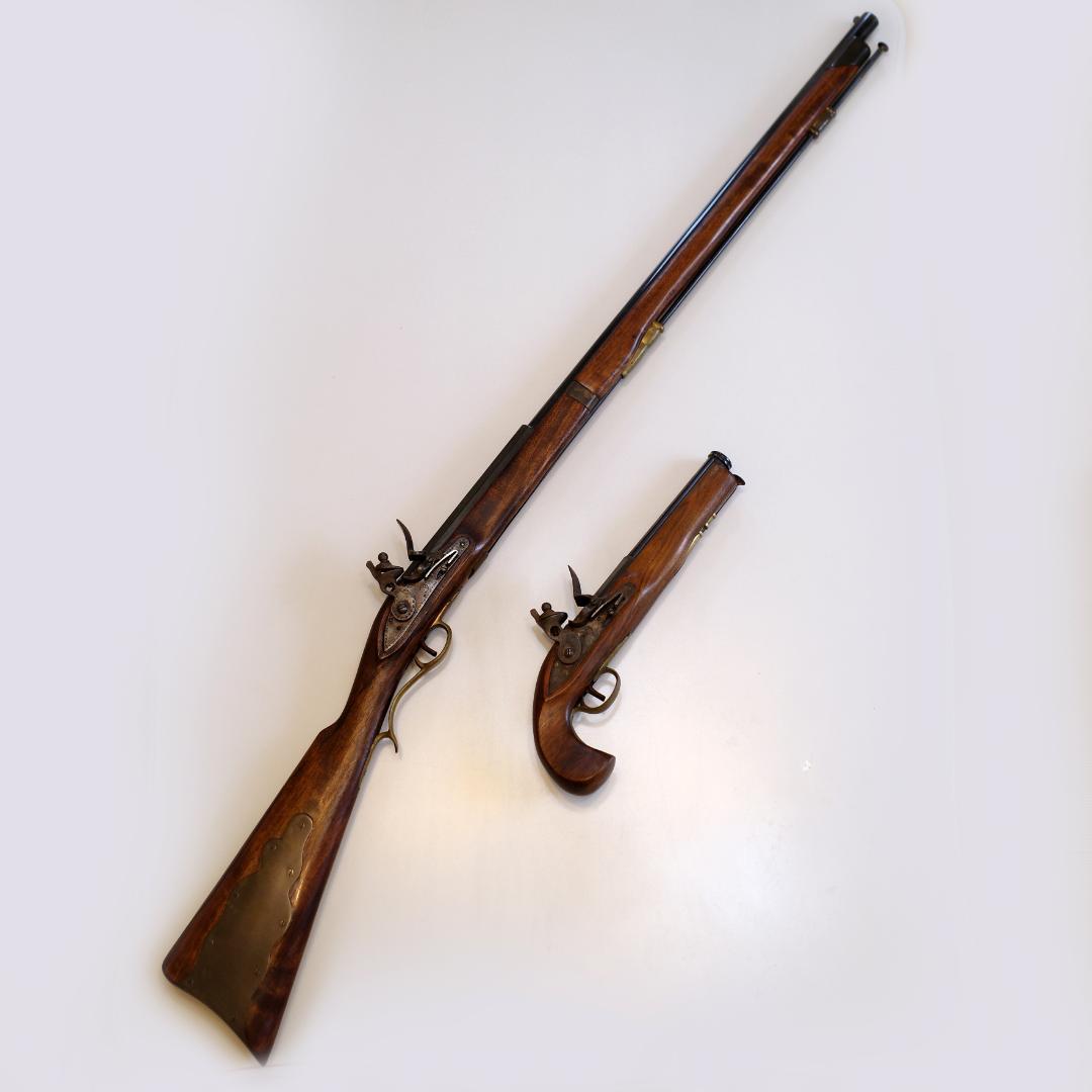 火縄銃レプリカ　２つセット