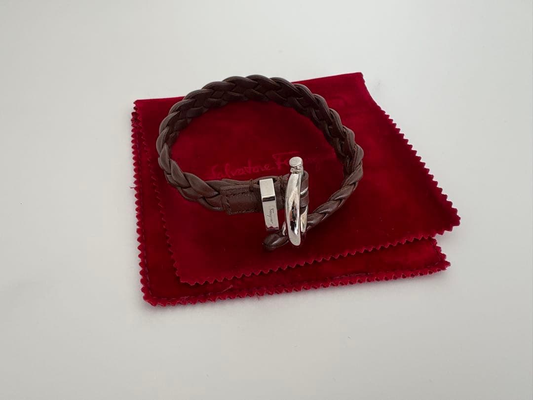Ferragamo ブラウン レザー ブレスレット