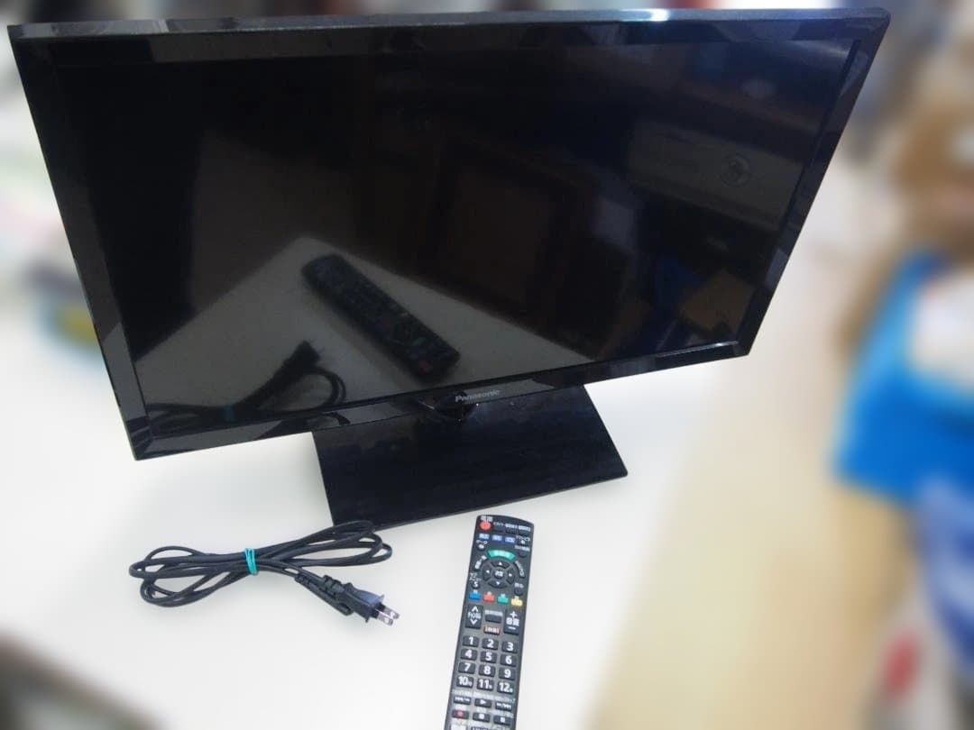 中古　パナソニック　液晶TV　TH-24E300 2018年