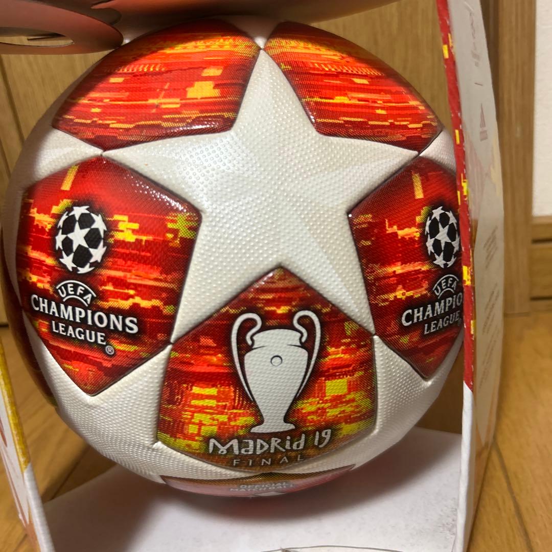 2018/2019 CL公式球　フィナーレ