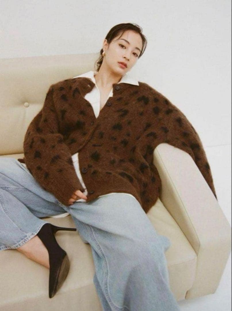 美品 CLANE Suzu Hirose デニムパンツ 1 タックワイドデニム