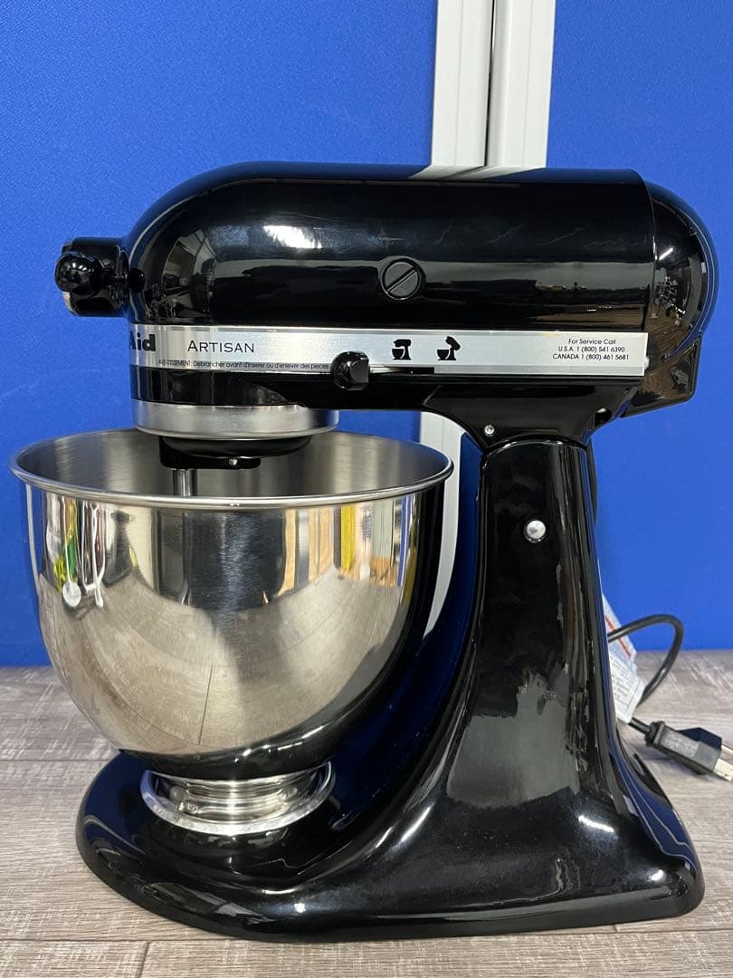 美品☆Kitchen Aid スタンドミキサー ブラック アタッチメント3個付