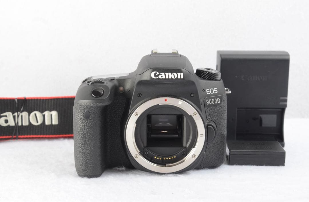 ■ 美品 ■ Canon EOS 9000D ボディ 708-20A