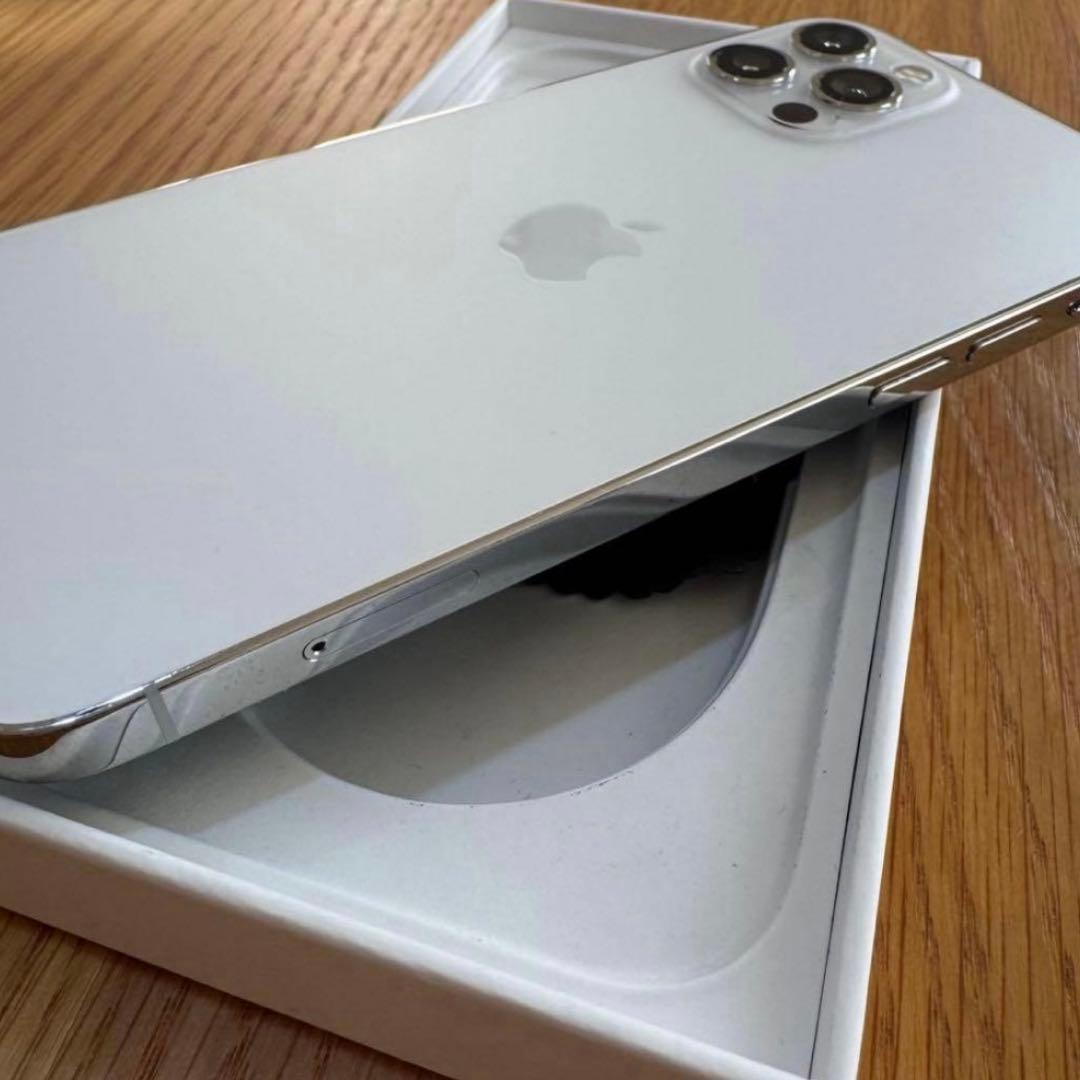 携帯電話本体 iPhone12Pro