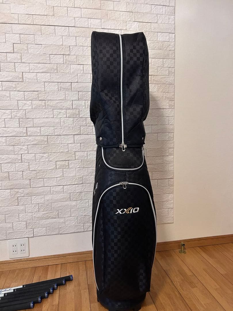 【美品】ゼクシオXXIO12ゴルフ11本セットバック付