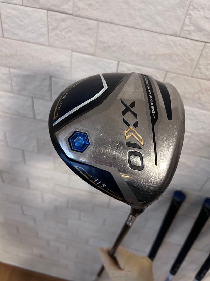 【美品】ゼクシオXXIO12ゴルフ11本セットバック付