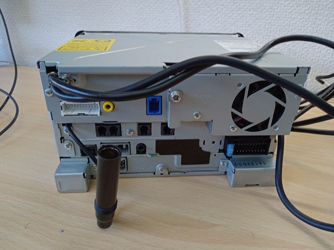 く*1様 KENWOOD　MDV-Z701　動作未確認　未清掃