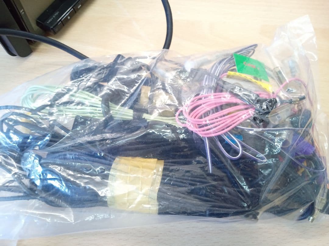 く*1様 KENWOOD　MDV-Z701　動作未確認　未清掃