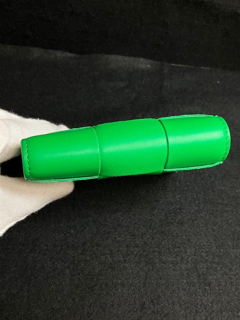 【新品未使用】BOTTEGA VENETA カセット 二つ折り財布 グリーン