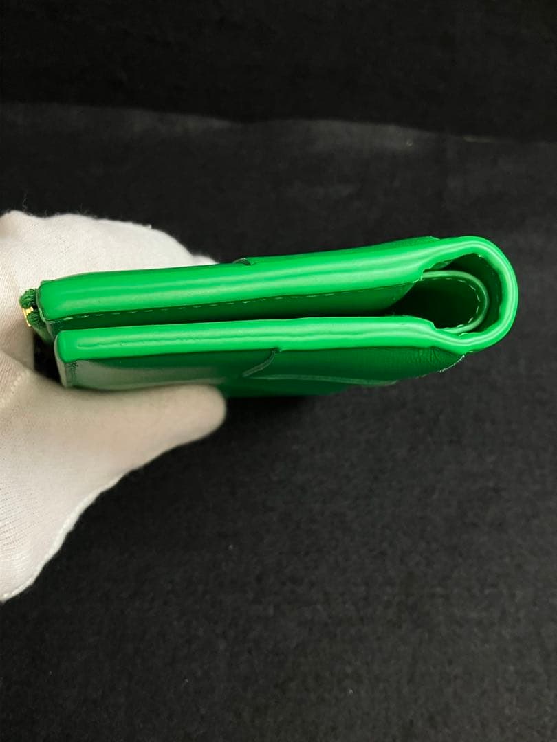 【新品未使用】BOTTEGA VENETA カセット 二つ折り財布 グリーン