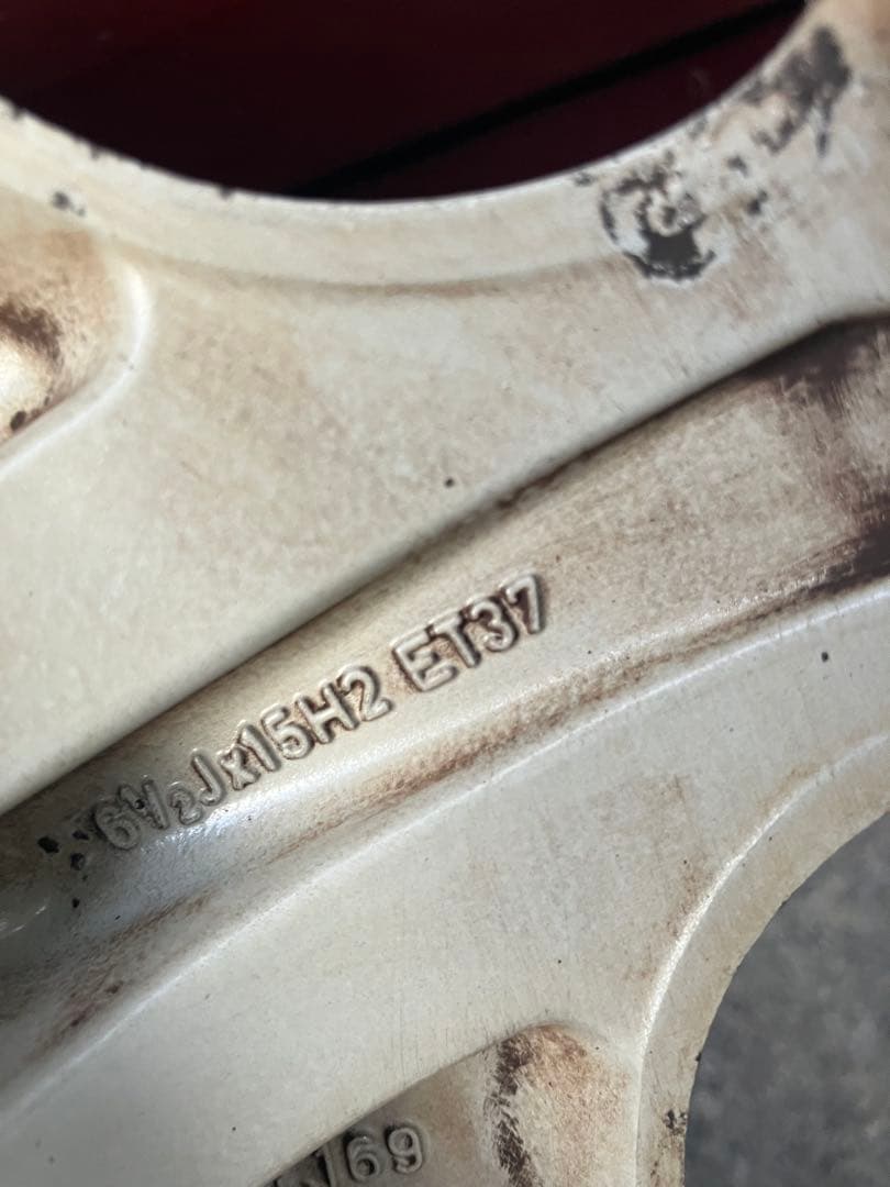 w124メルセデス・ベンツ 純正15インチ ホイールセット