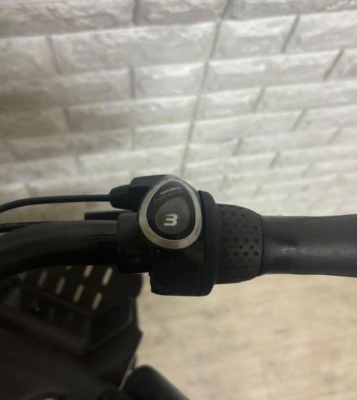 ✨美品✨室内保管✨人気カラー✨パナソニック ギュットアニーズ　子供乗せ電動自転車