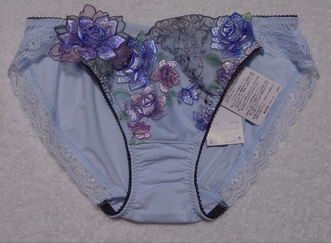 wacoal　Salut　23G　SX　ワコール　サルート　G65　ガーターM