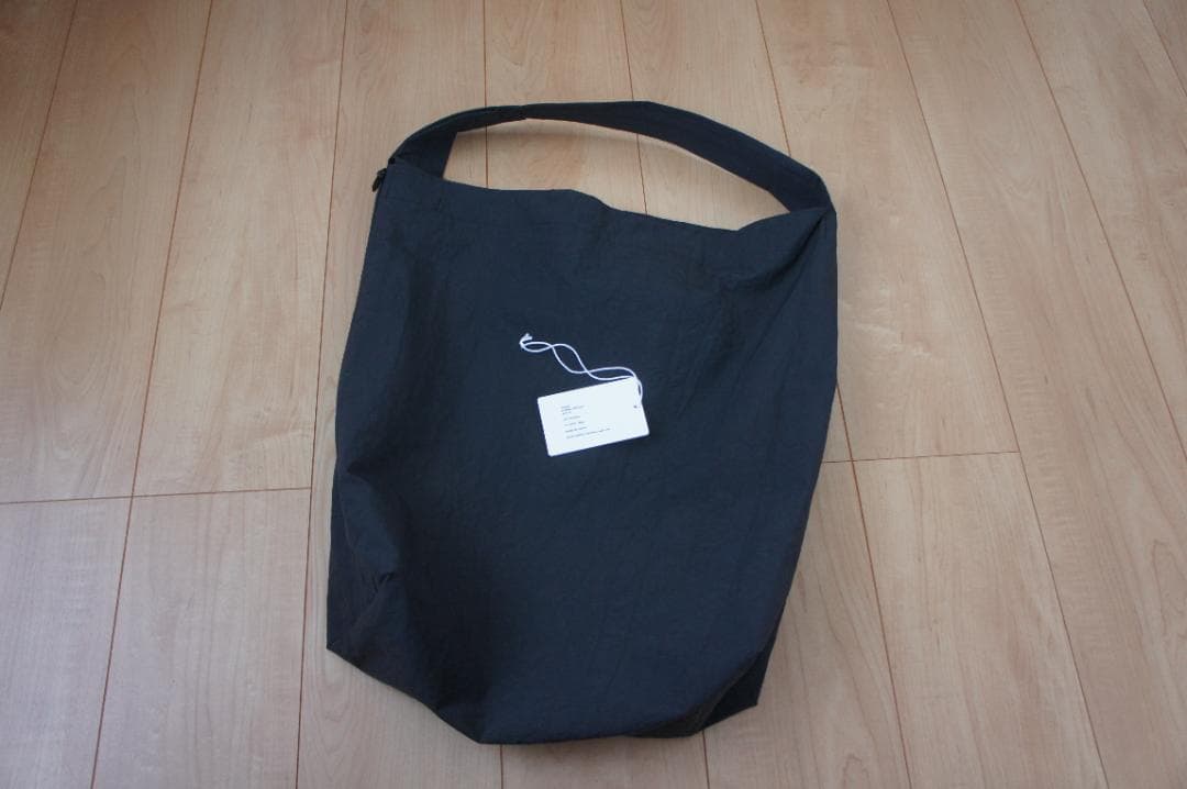 ERA.(イーラ) SHRINK PIPE BAG ワンショルダーバッグ