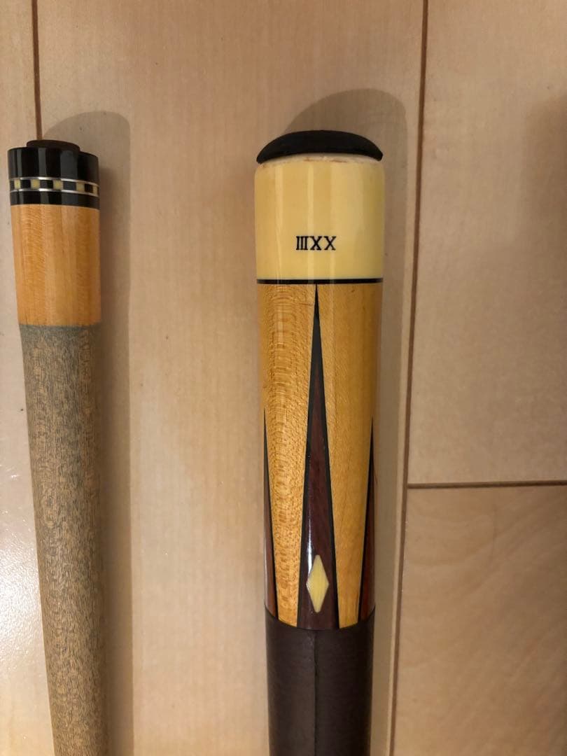 Lucasiビリヤードキュー III XX ケース付き