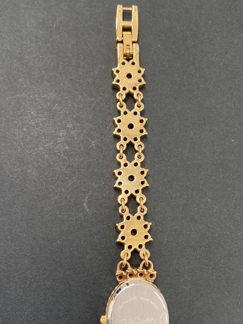 D.M Buxton ホワイトシェル文字盤 ストーン装飾 ブレスウォッチ