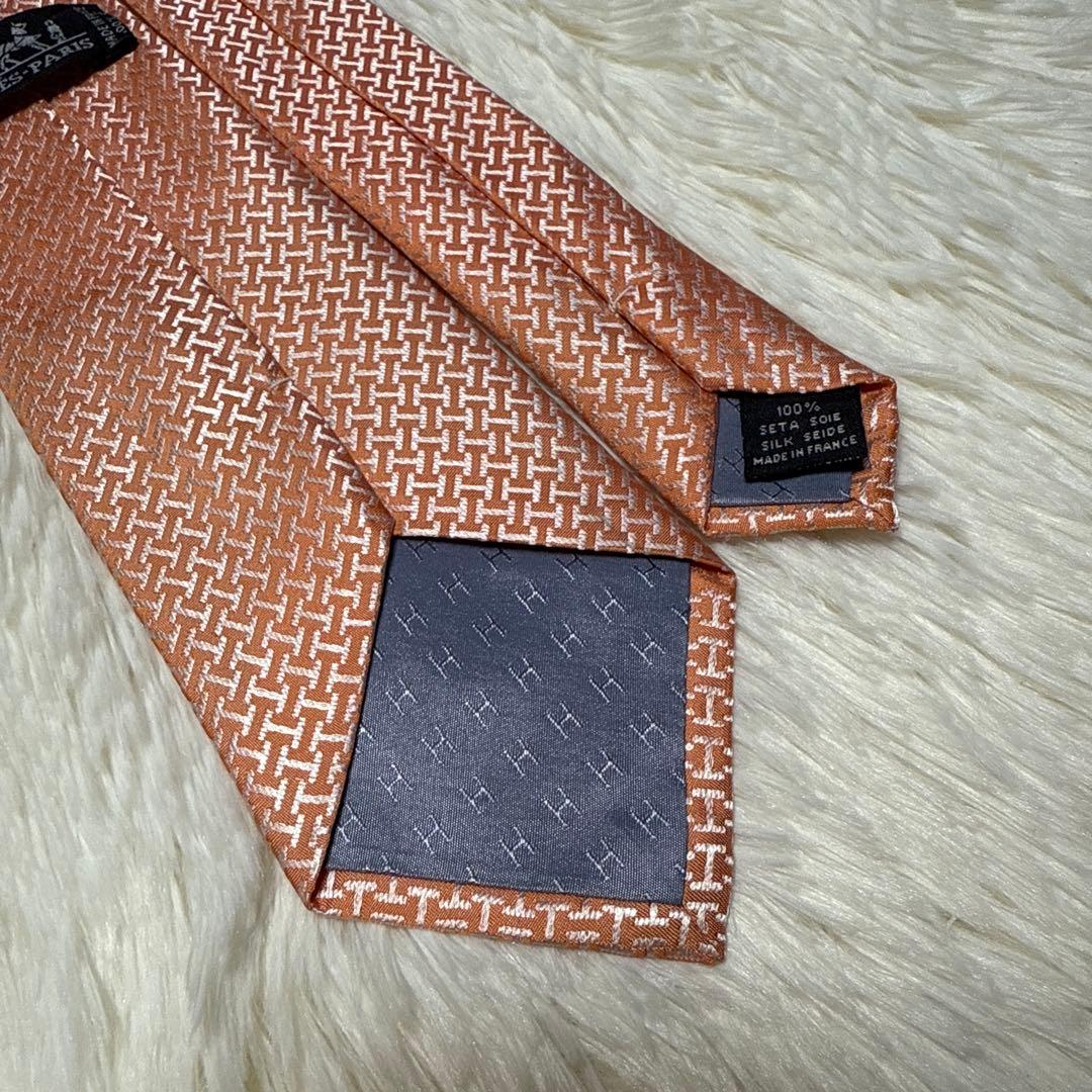 【未使用級】HERMES ネクタイ　高級シルク　H織　ジャガード　ファソネH
