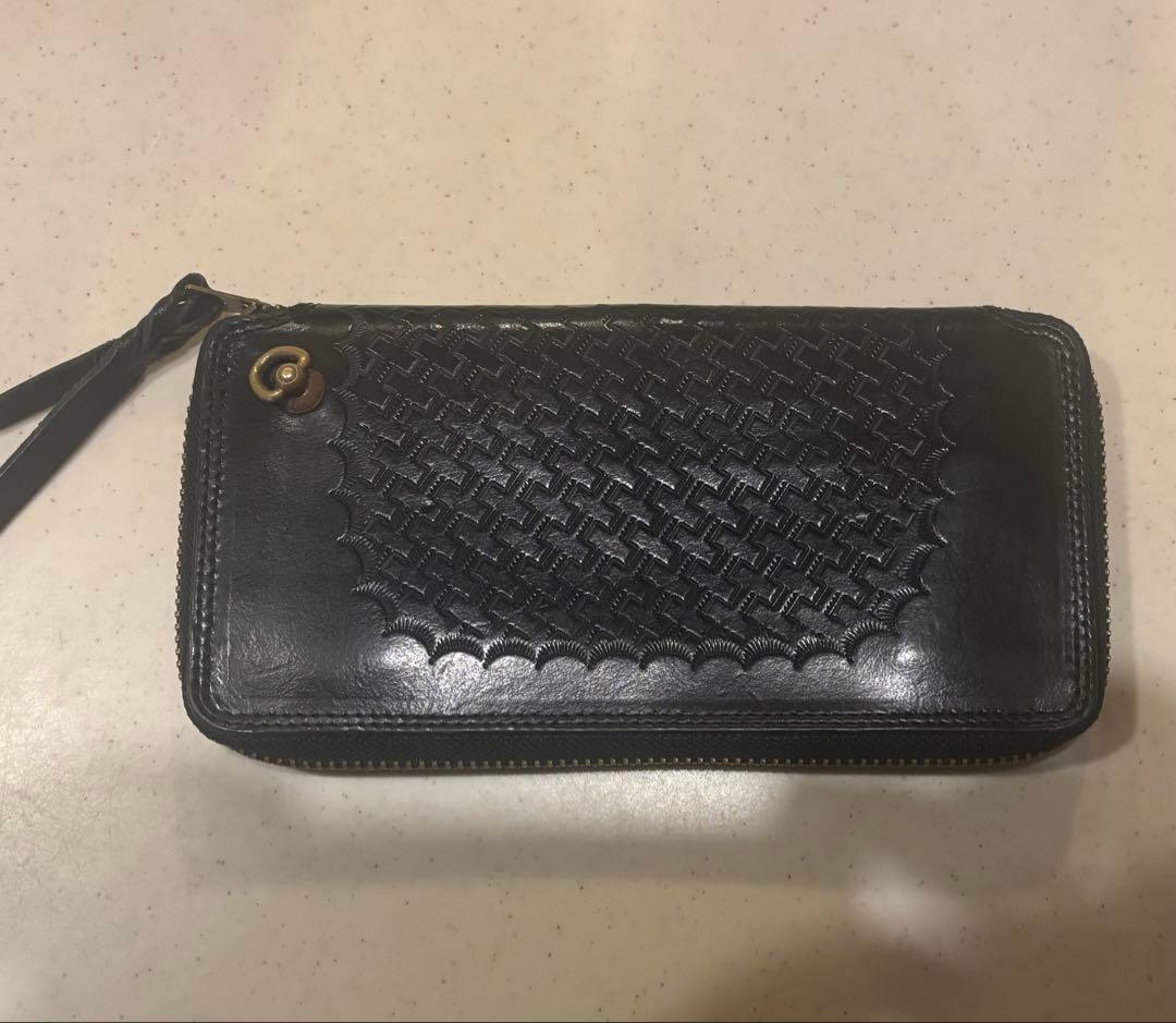 CALEE レザーラウンドジップウォレット