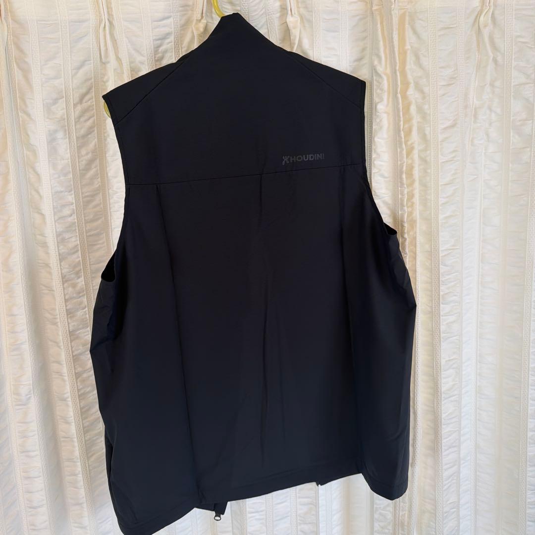 新品未使用、Houdini ブラック ベスト M