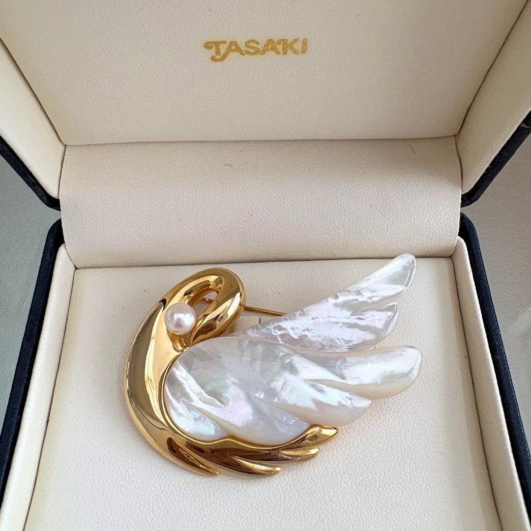 TASAKI タサキ マザーオブパール　アコヤ真珠　スワンモチーフ SVブローチ
