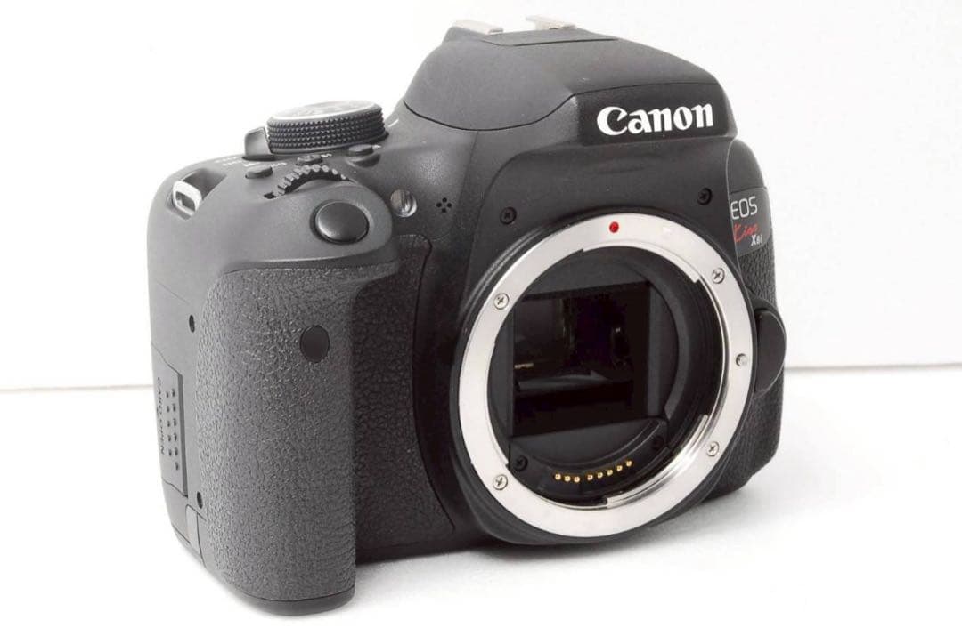 美品✨人気機種✨Canon Kiss X8i 一眼レフ バリアングル スマホ転送