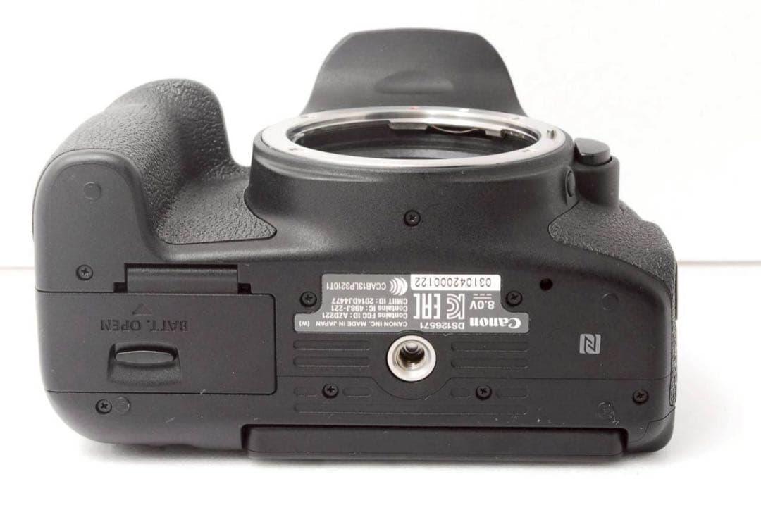 美品✨人気機種✨Canon Kiss X8i 一眼レフ バリアングル スマホ転送