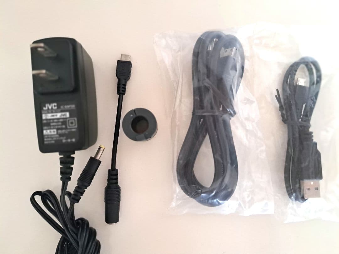 Victor JVC GZ-F100-P 2016年製 ビデオカメラ 付属品