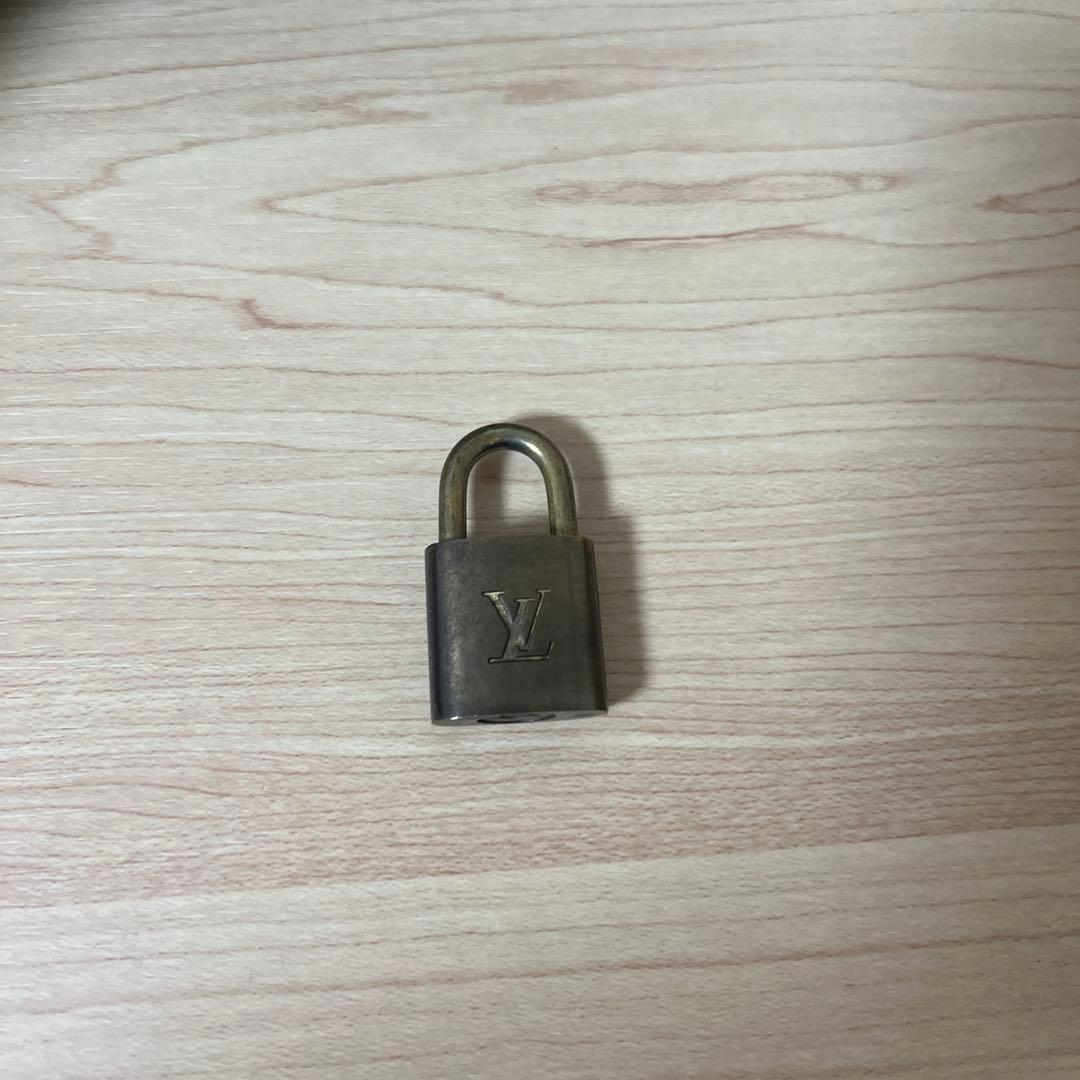 ルイヴィトン バッグ