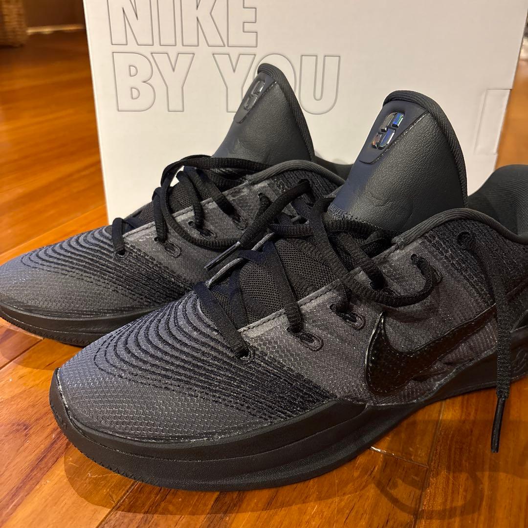 サブリナ3 NIKE BY YOU ブラック【最終値下げ】